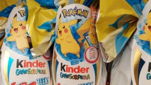 Sono arrivate le uova di Pasqua Kinder Gran Sorpresa, stavolta con i Pokémon
